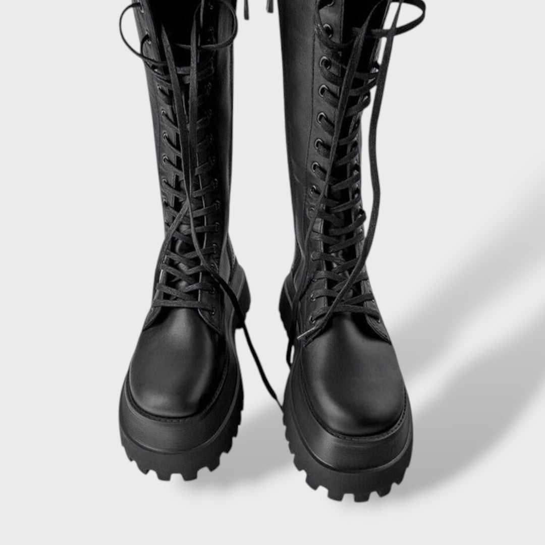 Benthe | Hoge Veterlaars Dames met Trackzool Combat Stijl
