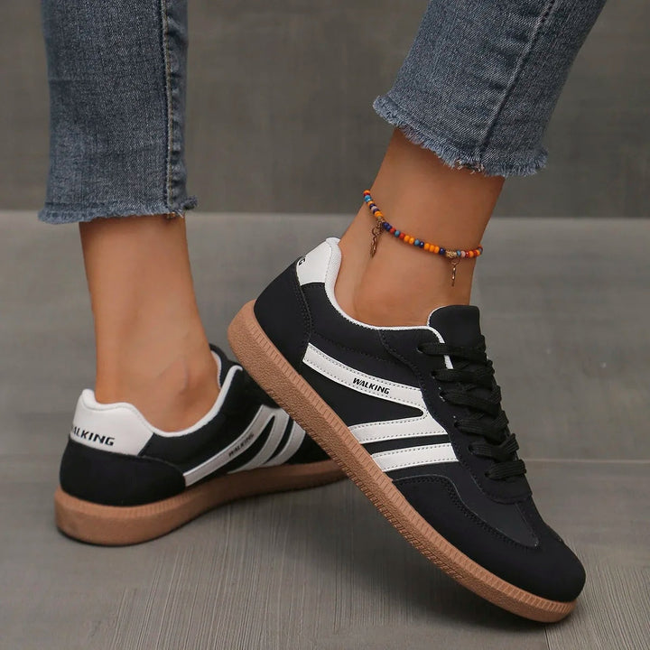 Esmee | Sneakers Dames Veters Retro Strepen
