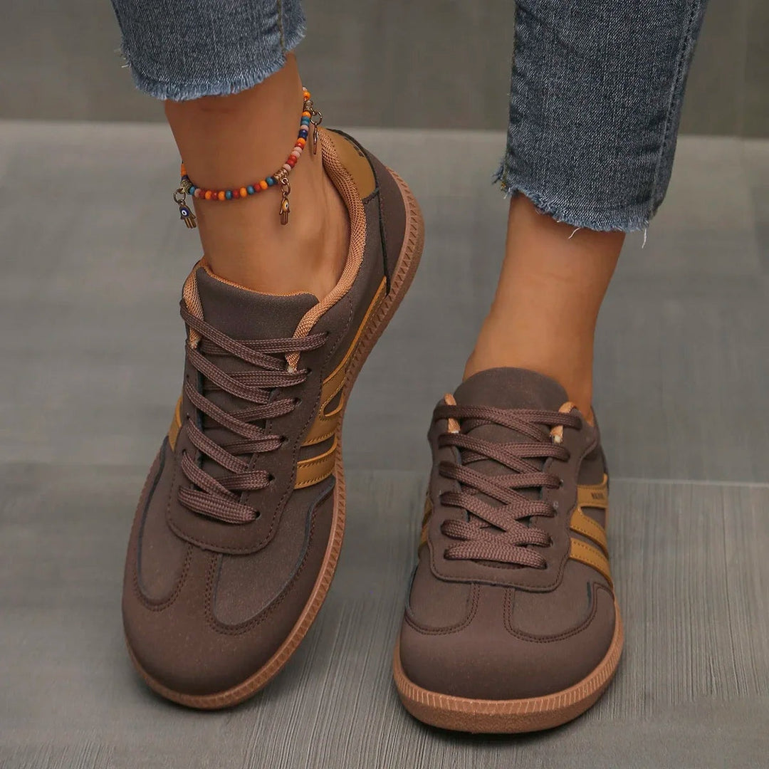 Esmee | Sneakers Dames Veters Retro Strepen