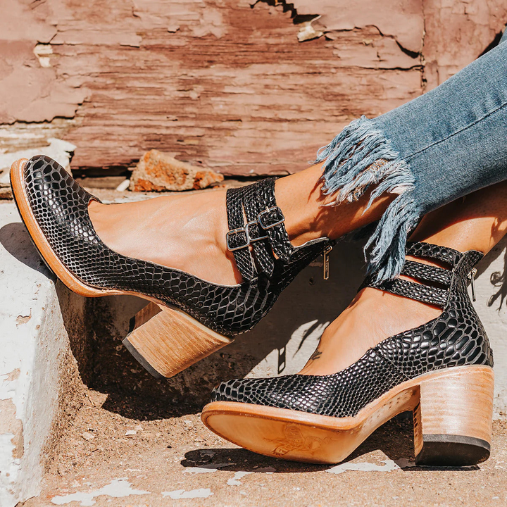 Isa | Pumps Dames Leer Enkelband Blokhak