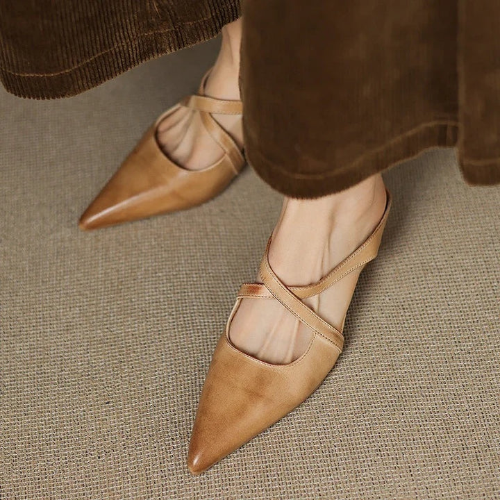 Jasmijn | Leren Pumps Dames Spitse Neus Kruisband