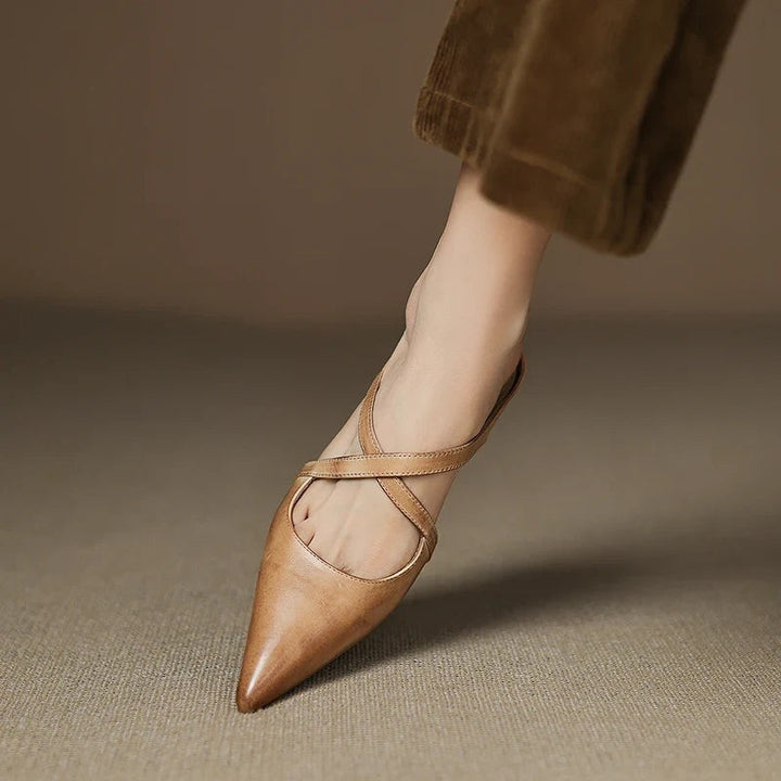 Jasmijn | Leren Pumps Dames Spitse Neus Kruisband