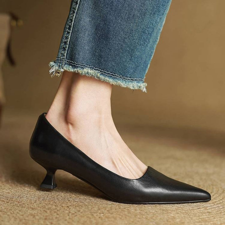 Lotte | Pumps Dames Leer Spitse Neus Kittenhak