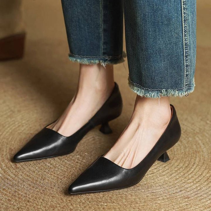 Lotte | Pumps Dames Leer Spitse Neus Kittenhak