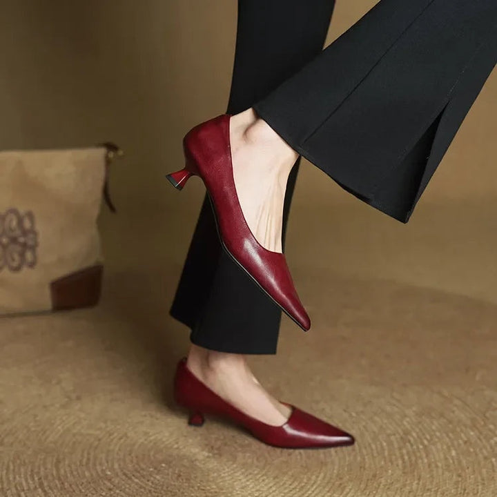 Lotte | Pumps Dames Leer Spitse Neus Kittenhak