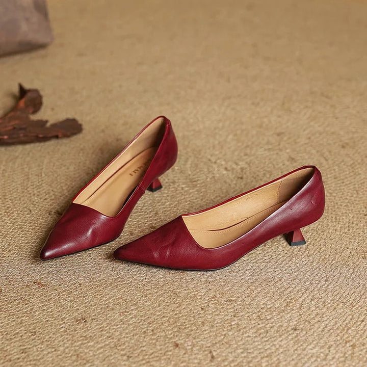 Lotte | Pumps Dames Leer Spitse Neus Kittenhak