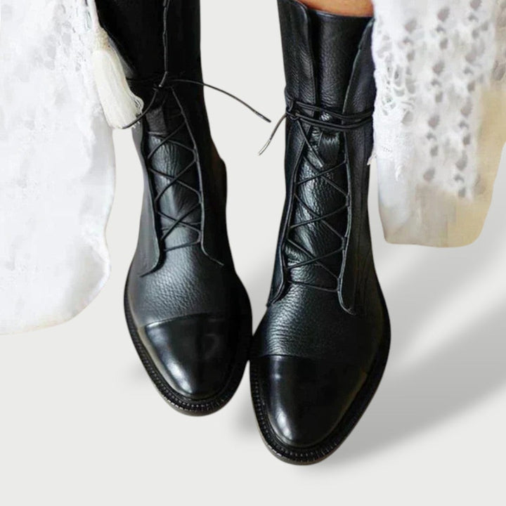 Marit | Leren Enkellaarsjes Dames Veters Cap-Toe