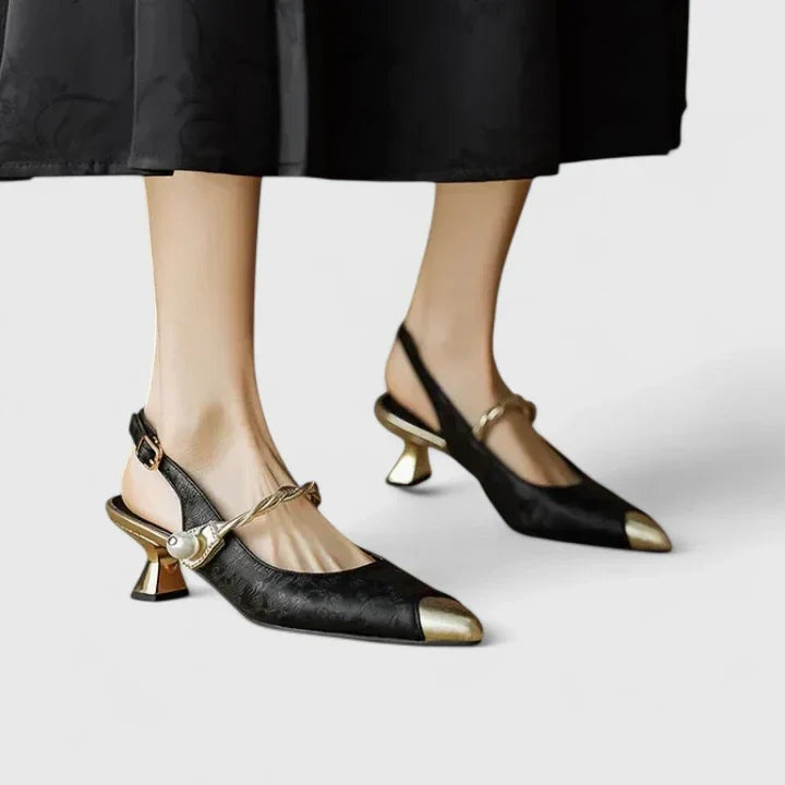 Sara | Pumps Dames Jacquard Spitse Neus Pareldetail