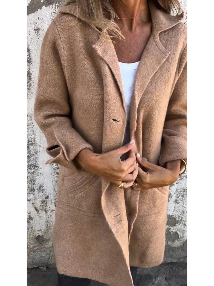 Sara | Woljas Dames met Revers en Knoopsluiting